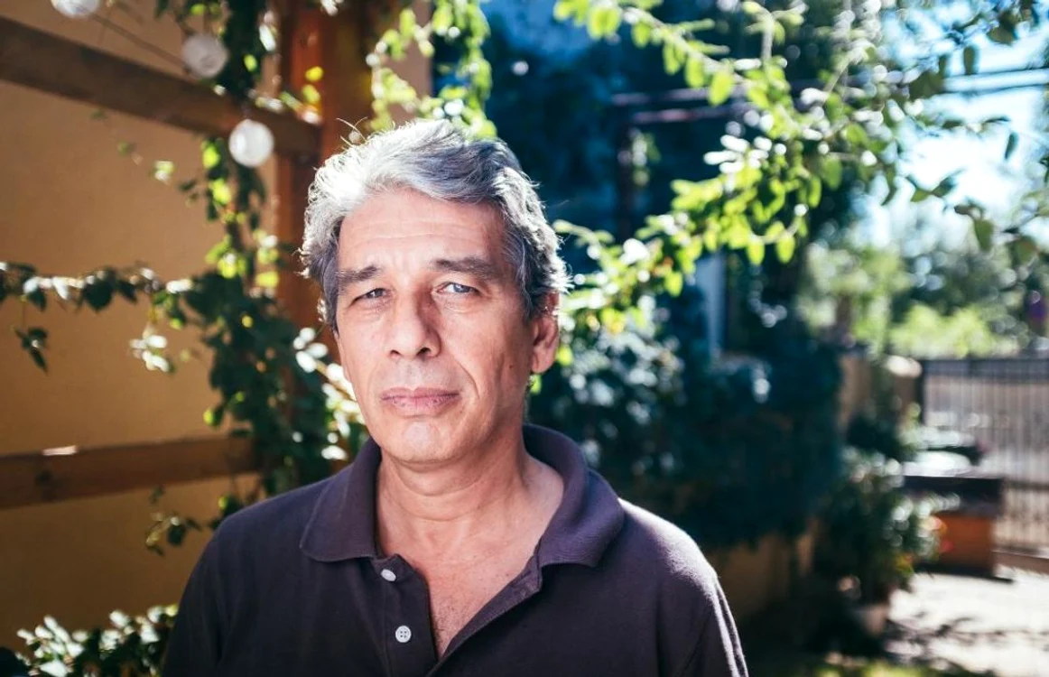 Scriitorul-medic Florin
Chirculescu (57 de ani), autorul ineditului roman „Greva păcătoşilor“      FOTOGRAFII: Editura Nemira