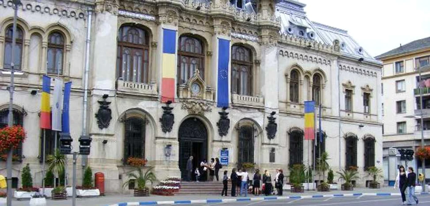 Curtea de Conturi a stabilit că Primăria Craiova şi Poliţia Locală a acordat sporuri negale angajaţilor