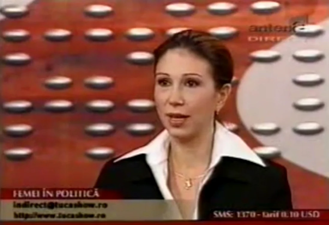 Raluca Turcan acum 16 ani, în cadrul emisiunii Marius Tucă Show