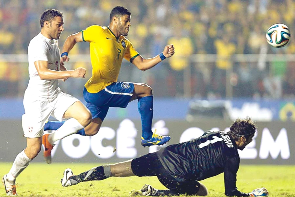 
    Brazilienii vor să  demonstreze pe teren  că sunt favoriţii principali  la titlul mondial (FOTO: Reuters)  