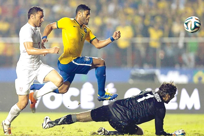 Brazilienii vor să demonstreze pe teren că sunt favoriţii principali la titlul mondial (FOTO: Reuters)