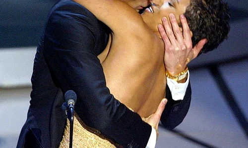 halle berry adrien brody jpeg