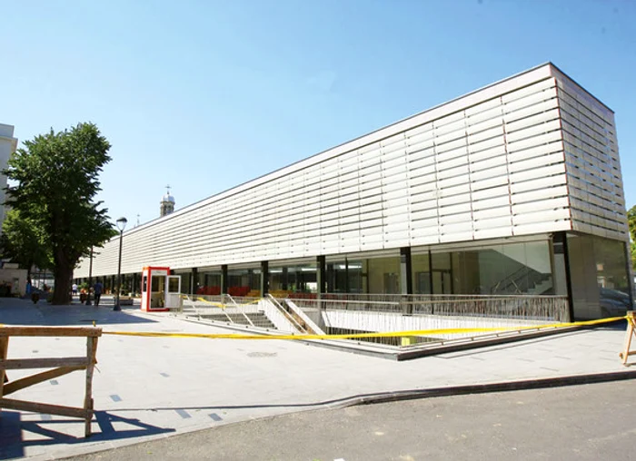 Așa arată acum Piața Amzei