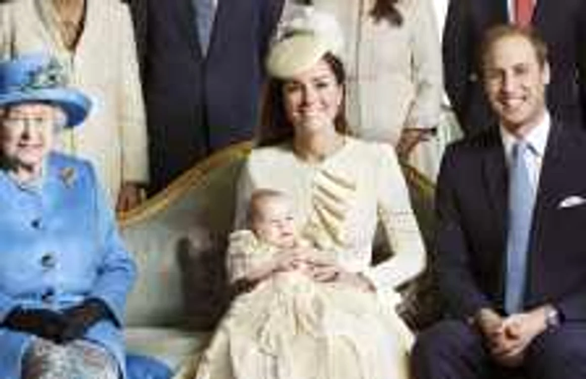 Kate Middleton, Prinţul William şi Prinţul George FOTO Getty Images