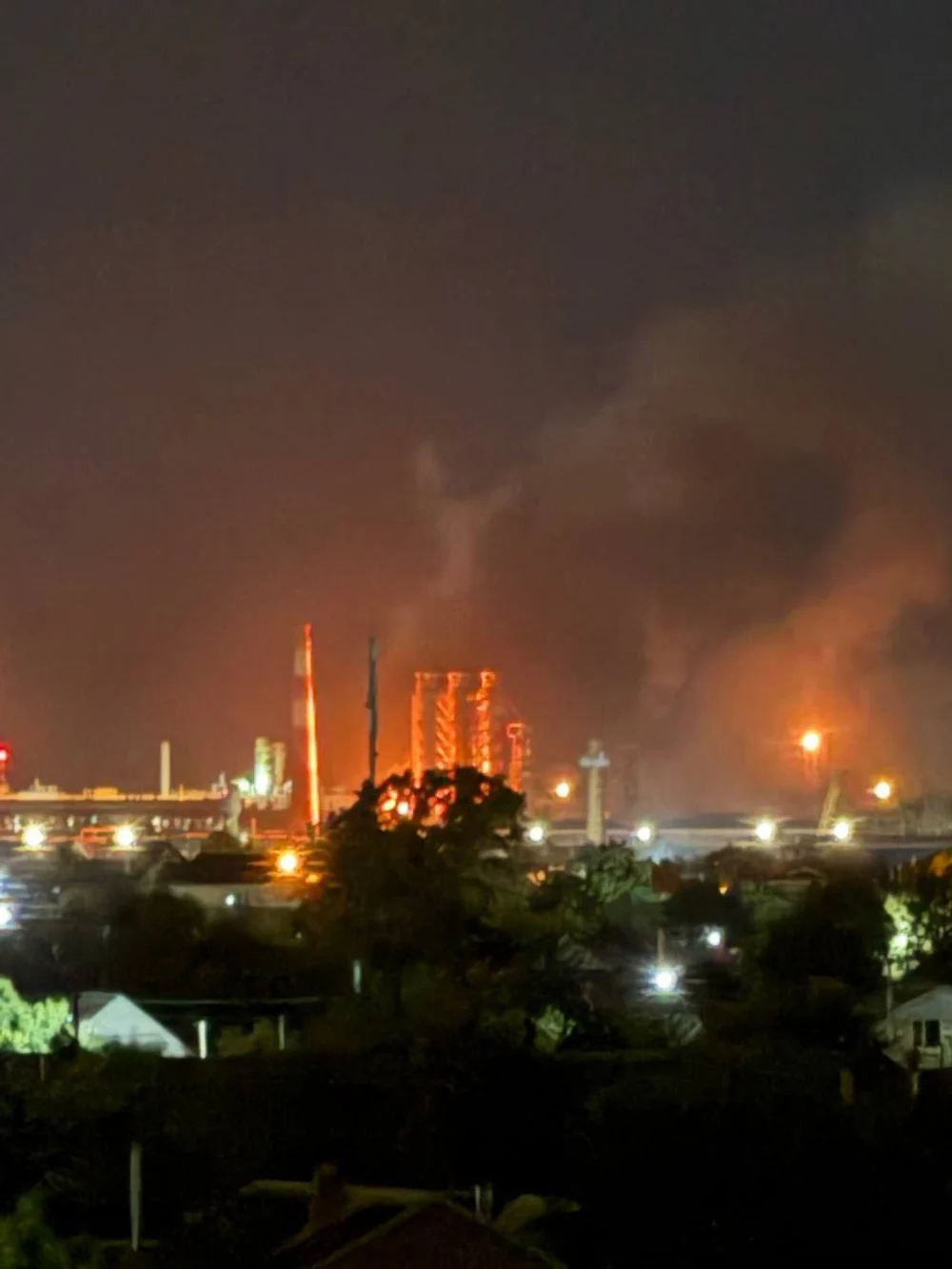 O importantă rafinărie din sudul Rusiei, în flăcări după un atac ucrainean cu drone