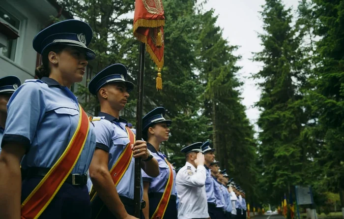 Din ce în ce mai puțini tineri aleg o carieră în structurile MAI FOTO Facebook/MAI