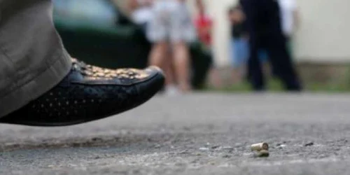 Pavel Surdu Boboc a tras cu pistolul în centrul oraşului 