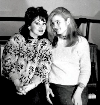 1987 Mihaela Runceanu si Dana Dorian jpeg
