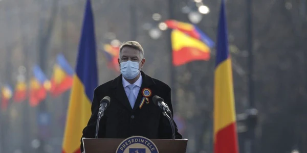 Parada de 1 decembrie 2020 arcul de triumf Klaus Iohannis presedinte  militariFOTO Inquam Photos / Octav Ganea