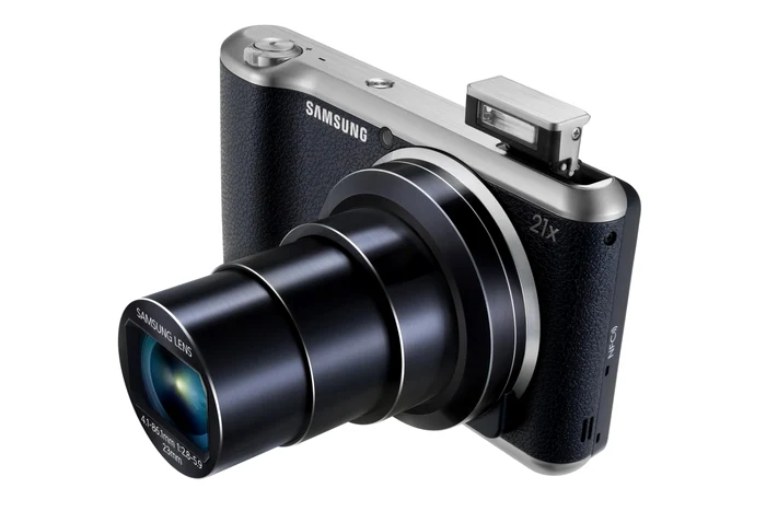 Samsung Galaxy Camera 2 are un design retro