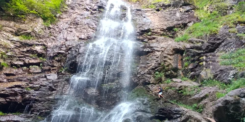 Cascada Scoruș din Malaia Vâlcea Foto Daciana Stoica