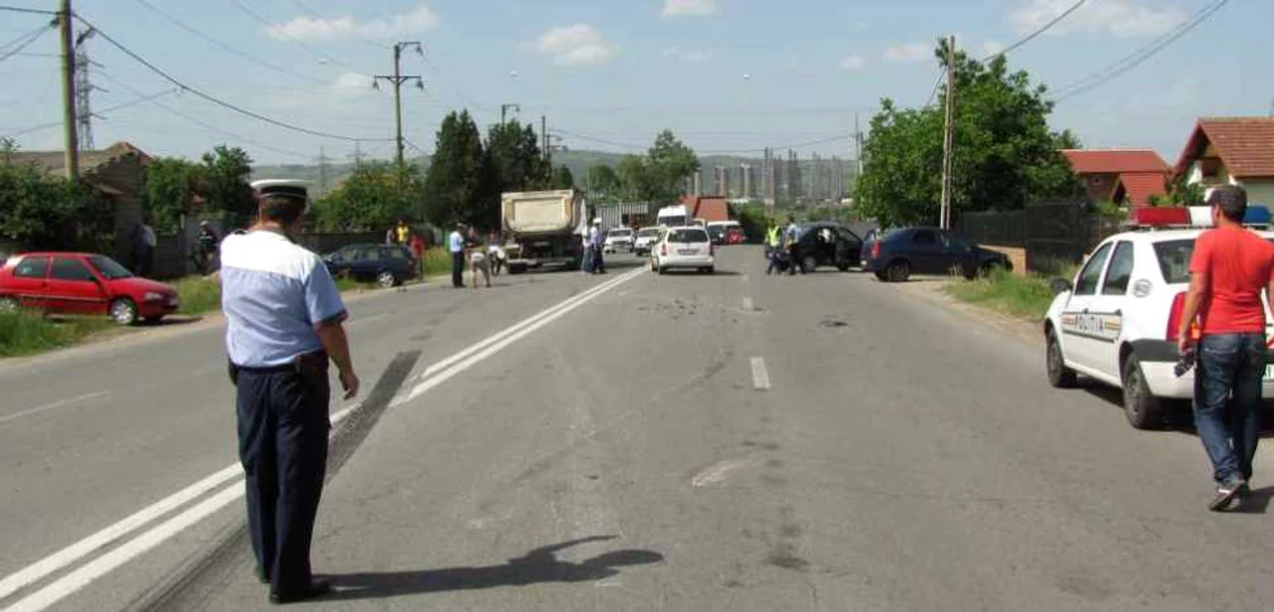 Trei persoane au fost rănite în accident. FOTO arhivă Adevărul