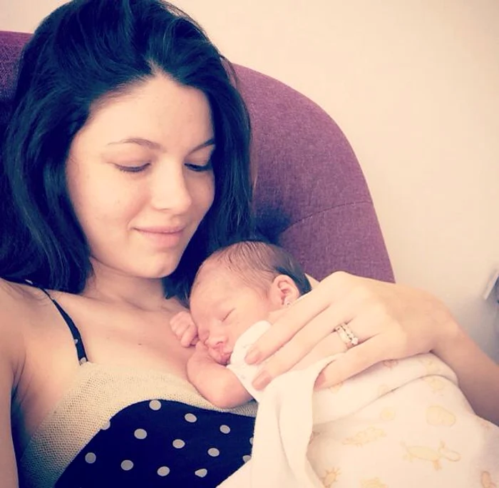 
    Anca Lungu a adus-o pe lume pe Natalia la sfârşitul lunii maiSursă foto:Facebook  