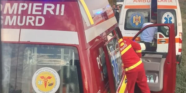 Doi morți și șase răniți, într-un accident produs în Slobozia Moara. FOTO ISU Dâmbovița