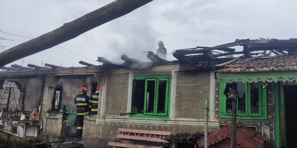 incendiu nanesti, doi carbonizati FOTO ISU Vrancea jpg