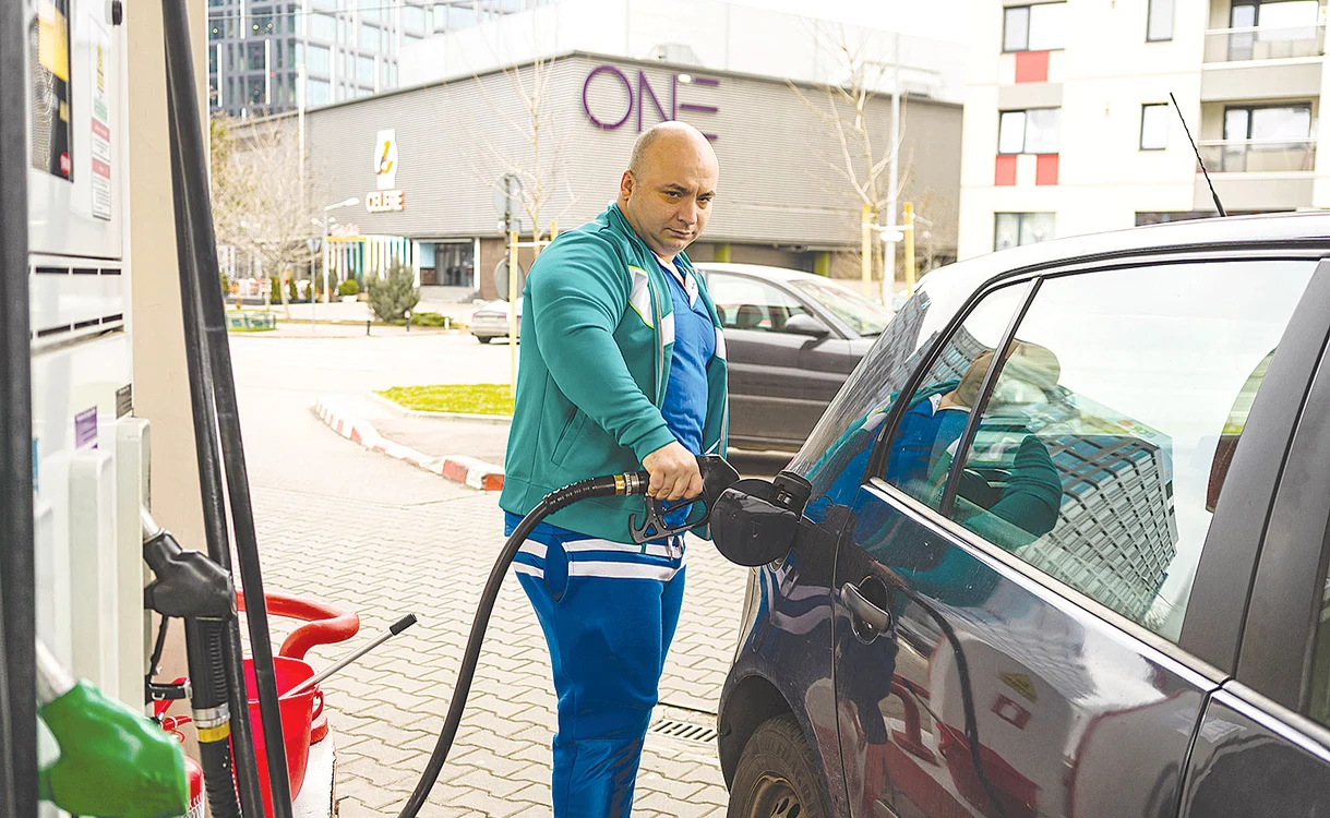 Atenție șoferi! Prețul carburanților a explodat! Cât costă un litru de motorină?