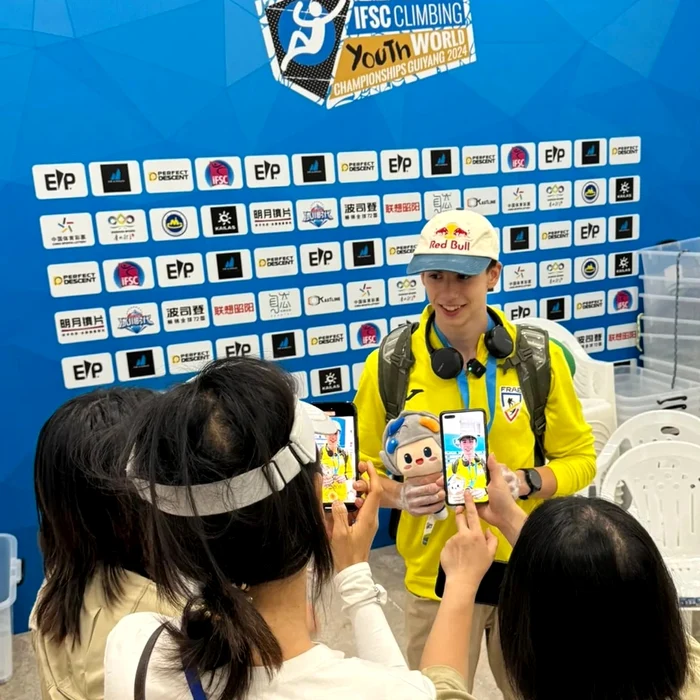 Sportivul s-a bucurat de succes la campionatul mondial din China. Foto Facebook/ANS