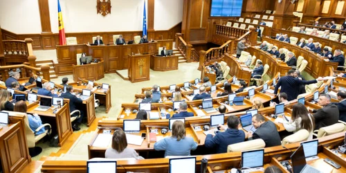 Parlament Chisinau FOTO Multimedia parlament md jpg