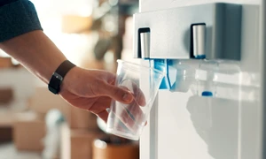 Dozator de apă FOTO Shutterstock