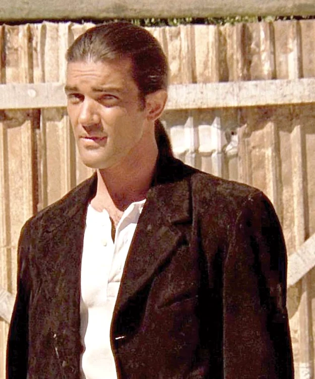 1995. În ”Desperado” era un bărbat chipeş cu plete