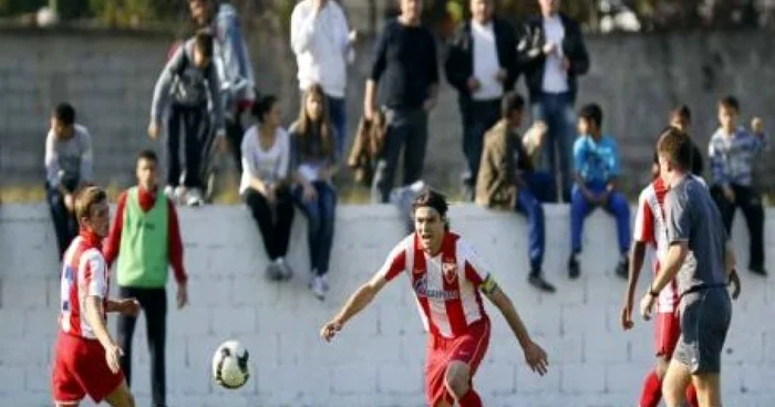 Căpitanul echipei, Nenad Kovacevici, nu a scăpat de amendă foto: www.crvenazvezdafk.com