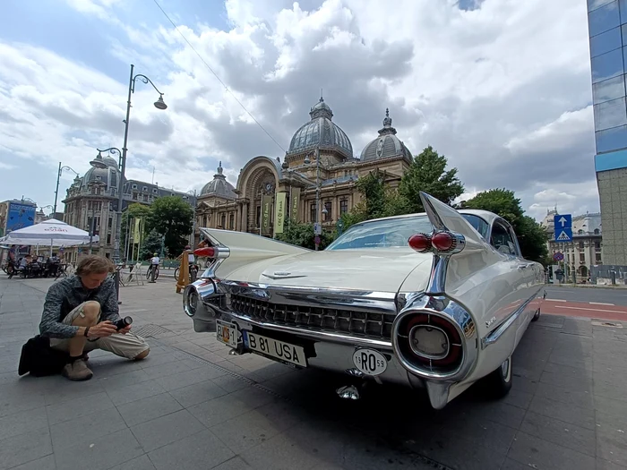 OnePlus Nord 2 5G masina retro calea victoriei imagine de zi