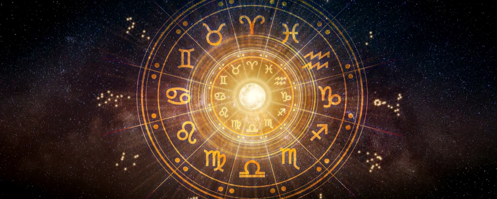 Horoscop, foto Shutterstock jpg