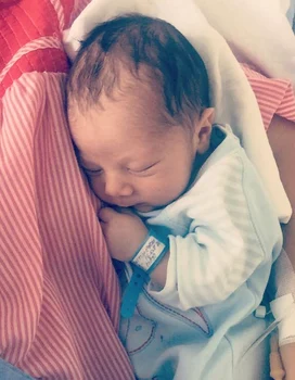 Florina Constantinescu a nascut al doilea copil Andreas (2) jpeg