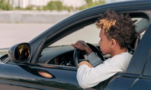 copil volan pexels jpg