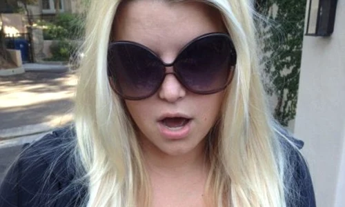 article 2163866 13bf1bfe000005dc 586 634x723 jpeg