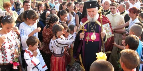 Târgovişte: Se înalţă o nouă biserică la Picior de Munte