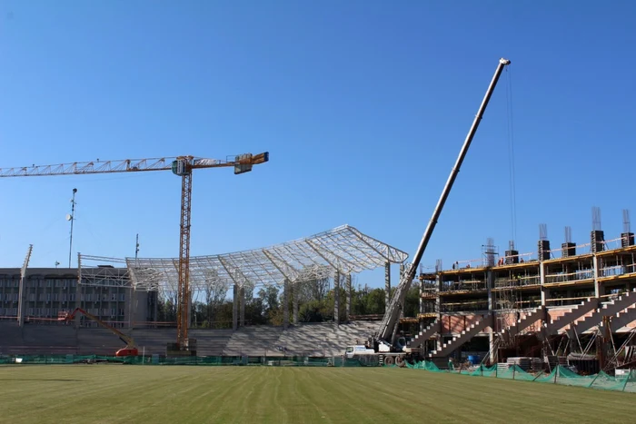 Noul stadion din Târgu Jiu va fi gata la jumătatea anului viitor