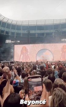 Beyonce a făcut furori pe scenă
