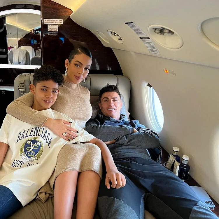 Ronaldo și familia jpg