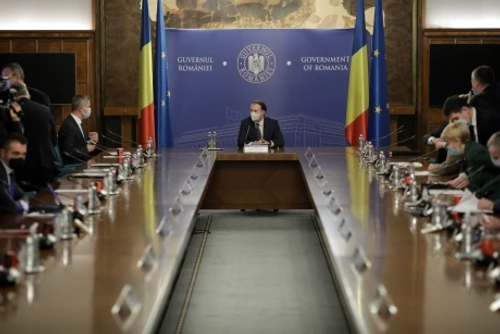 Hotărârea de Guvern privind prelungirea stării de alertă: Va fi permisă deplasarea în noaptea de Paște până la ora 5.00 dimineațaFoto: Arhivă Click