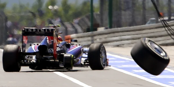 red bull racing accident foto reuters