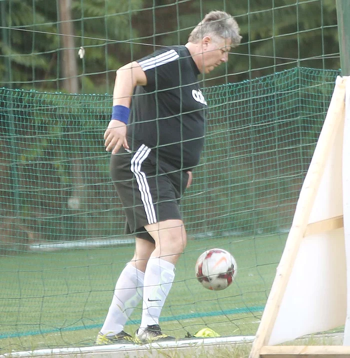 
    Balaci aleargă mai ceva ca în tinereţeFoto: Mihai Ionescu  