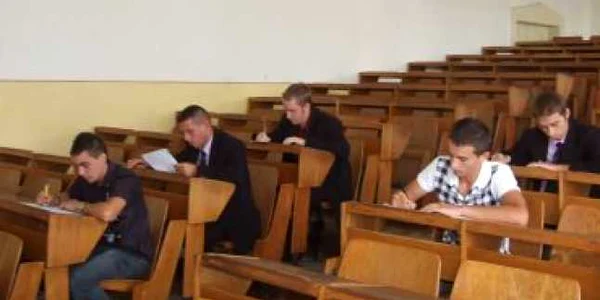 Satu Mare: Şcolile mai au nevoie de 50 de milioane de lei pentru reabilitări - Revista presei locale