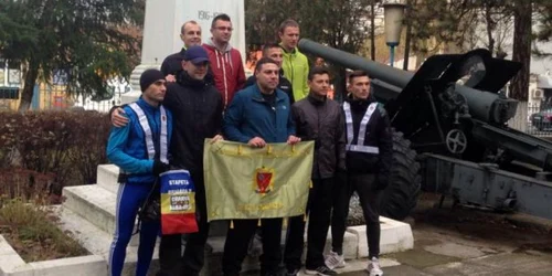 Militarii din Craiova vor preda drapelul colegilor de la Alba Iulia 