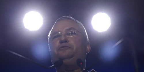 Şedinţa Consiliului Naţional al PNL în care Nicolae Ciucă a fost desemnat candidatul partidului pentru alegerile prezidențiale, la Palatul Parlamentului, în București. FOTO Inquam Photos / George Călin