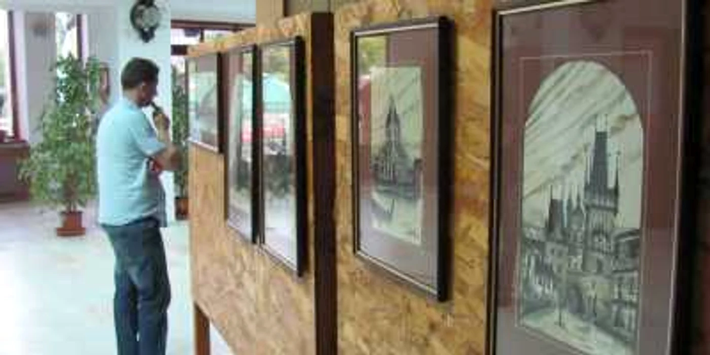 Expoziție religioasă la Casa de Cultură Mihai Eminescu