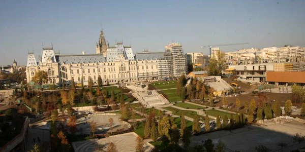 Şantierul de la Palas se închide întârziere