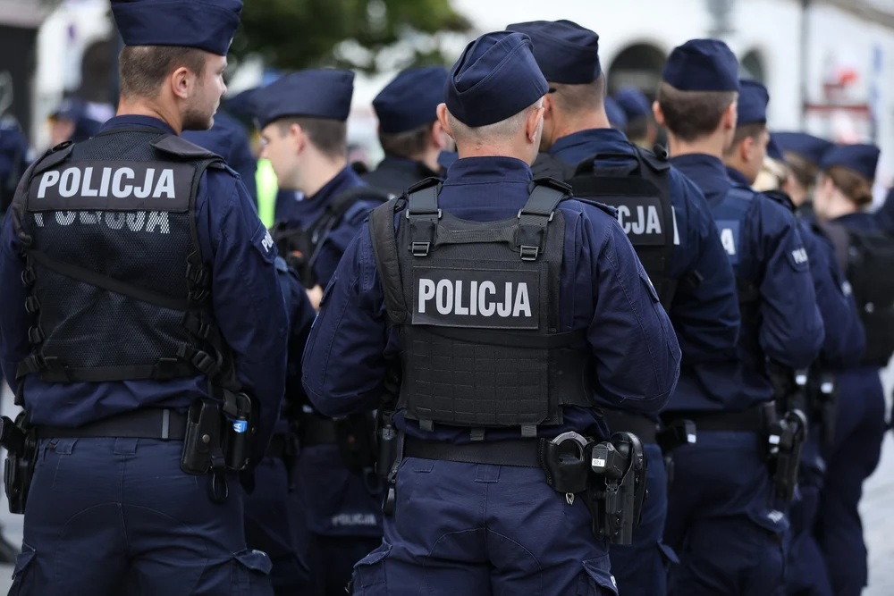 MAE avertizează românii: controale prelungite la frontierele Poloniei cu Germania și Lituania