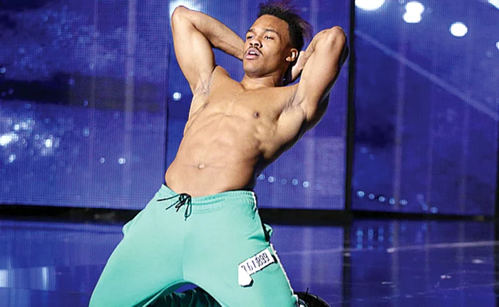 
    La “Românii au talent”, Adonis Crash Boom  le-a impresionat pe  juratele Mihaela  Rădulescu și Andra  cu “pătrățelele” lui  