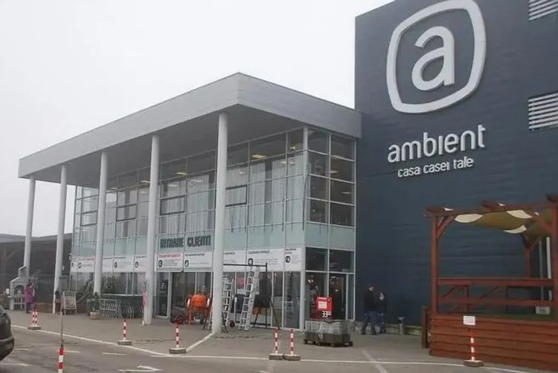 Magazinul Ambient din Alba Iulia FOTO Adevărul