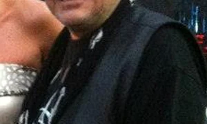 leo iorga in carje jpeg