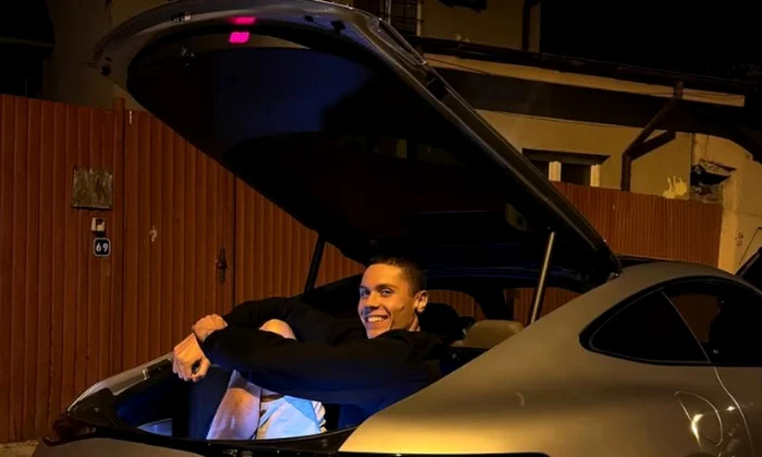 David Popovici și bolidul recent achiziționat Foto: Instagram 