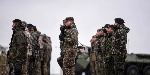 Membri NATO care fac parte KFOR FOTO AFP