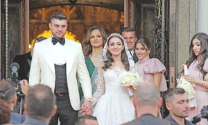Teodora a avut două  rochii de mireasă   Una de prinţesă,  la biserică, alta  foarte sexy,  la petrecere  jpeg