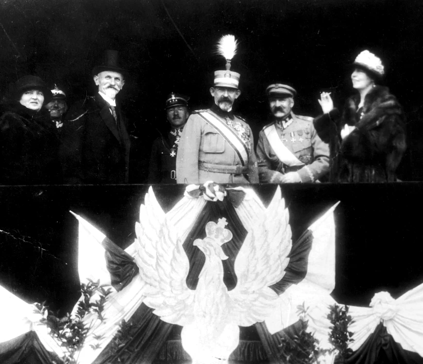 4  Regele Ferdinand în timpul vizitei în Polonia, în iunie 1923 jpg jpeg